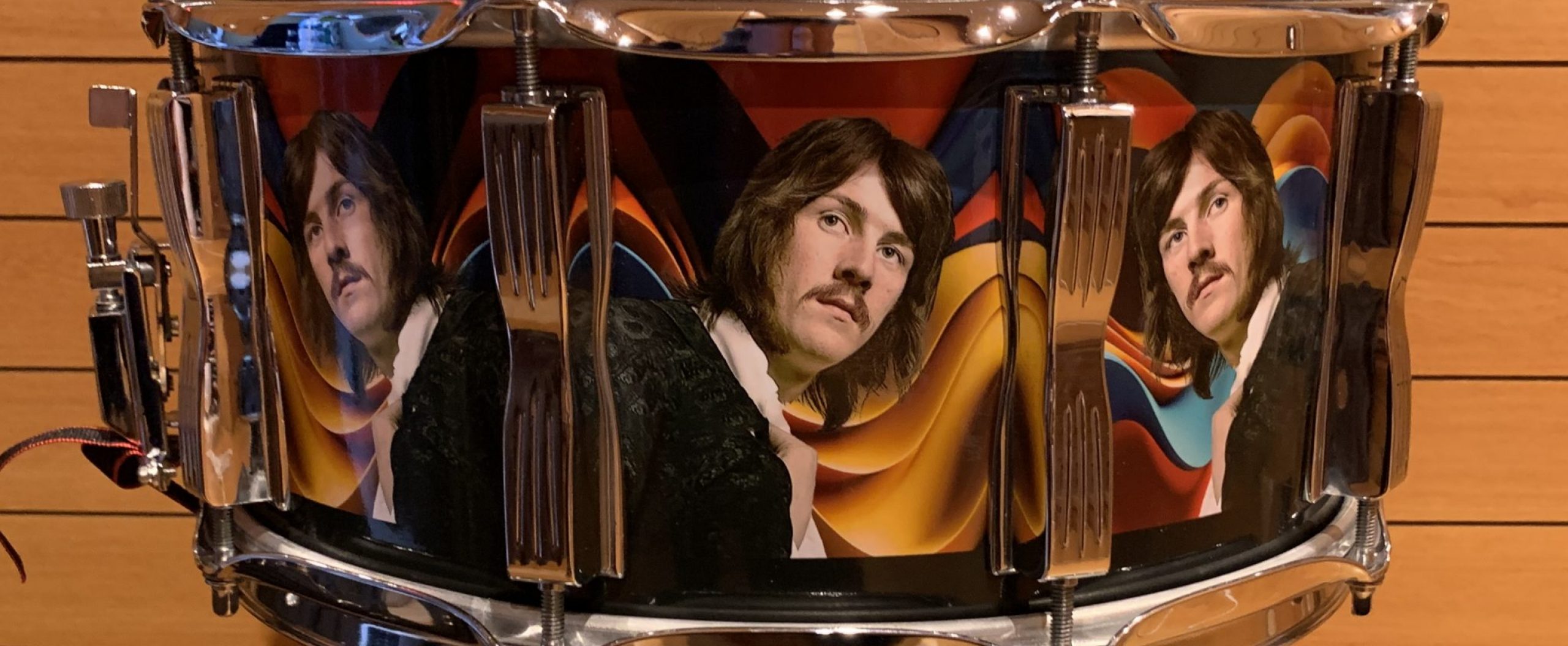 ヴィジュアルカスタムパイオニアサービス 楽器の装飾カスタムのことなら日本で唯一のVCPSへプロ、アマ問わず、ご相談ください。